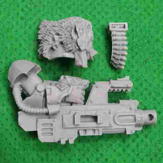 Hvarl Red-Blade, Jarl of the Fourth Great Company bits