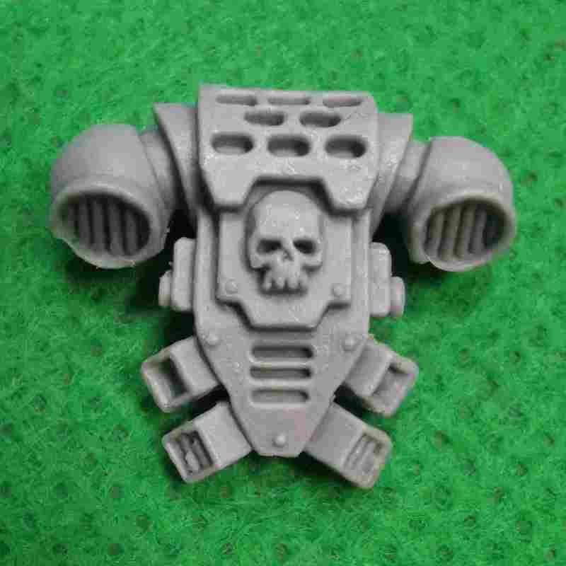 Limited Edition White Dwarf Subscription 2008 Space Marine Veteran Nib bits
