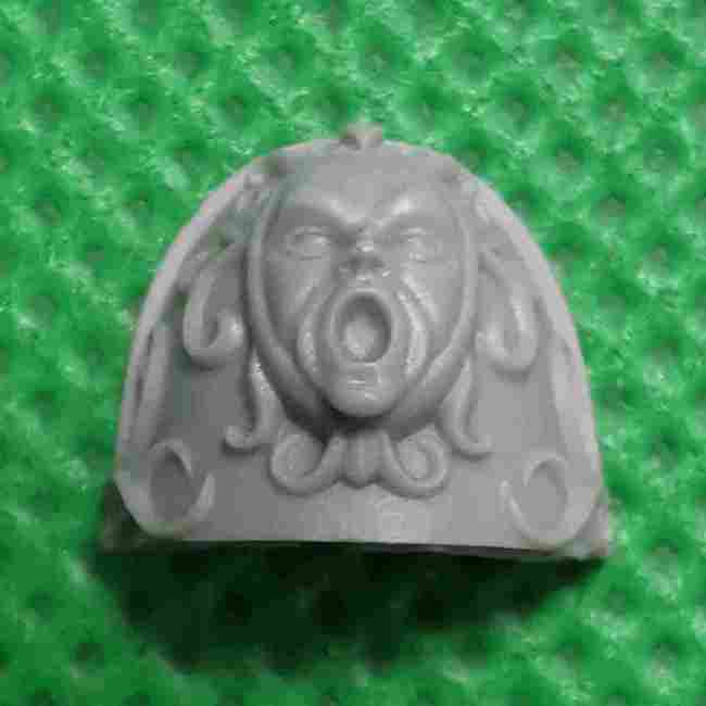 Emperor's Children – Legion Praetor bits