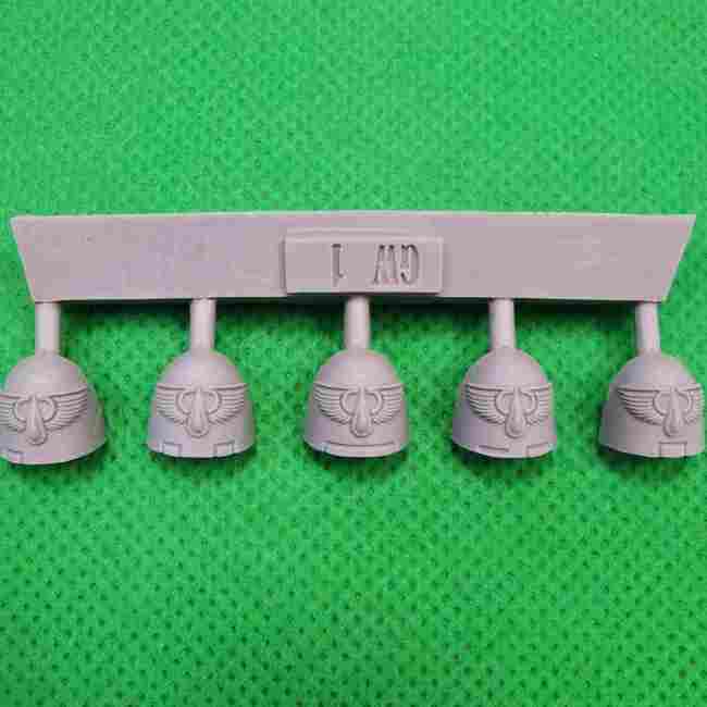 Blood Angels MKVI Shoulder Pads bits