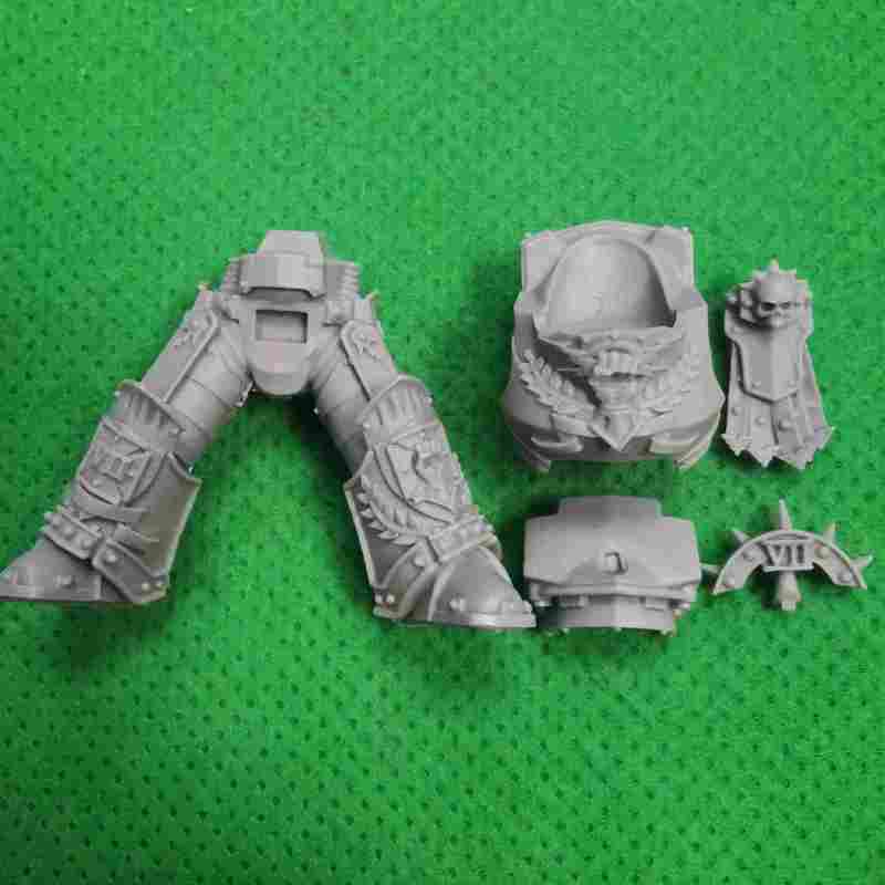 Imperial Fists: Legion Tartaros Praetor bits