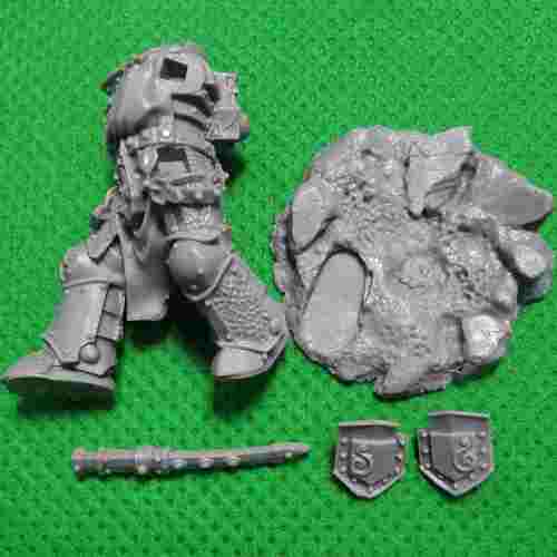 Imperial Fists Legion Praetor bits