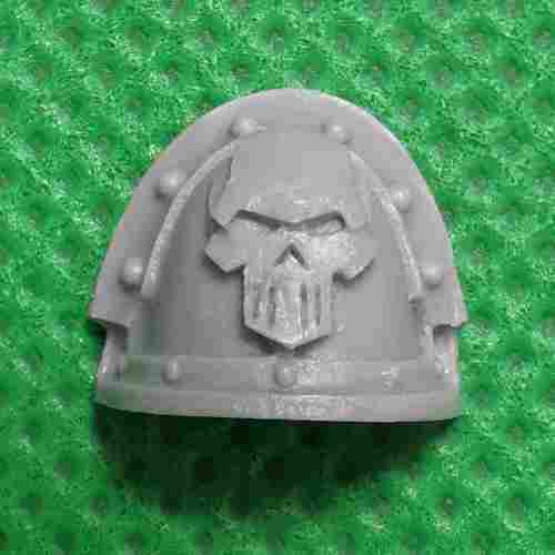 Iron Warriors Legion MKIII Shoulder Pads bits