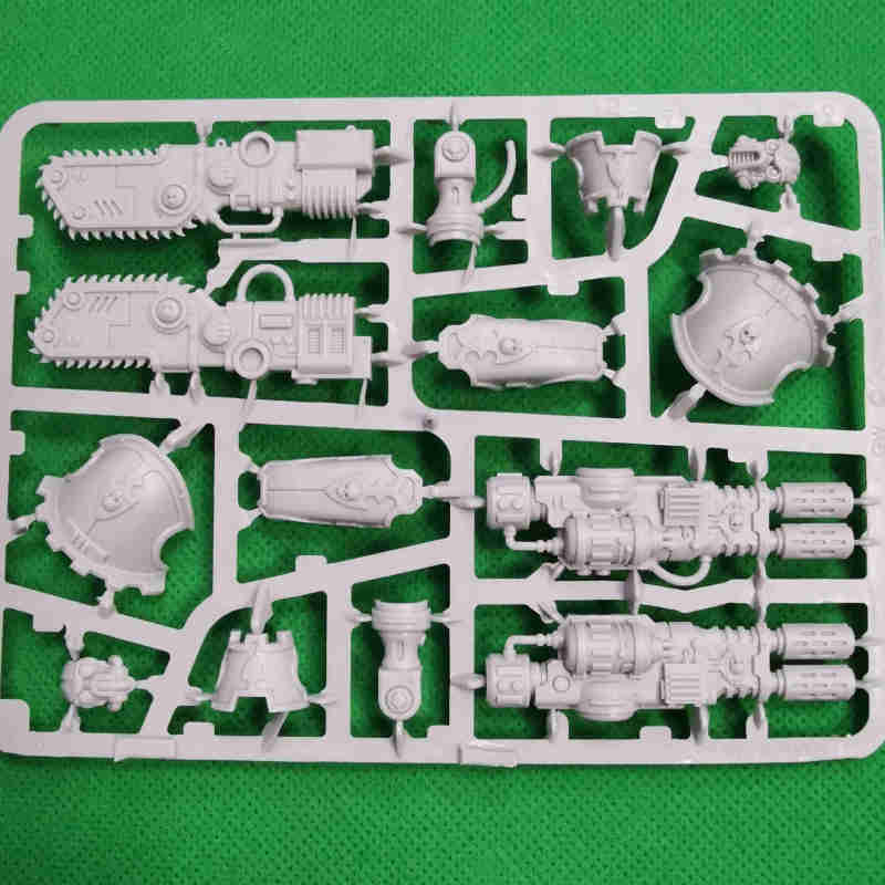 Armiger Warglaives / Age of Darkness Armiger Warglaives / War Dog Huntsmen bits