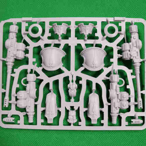 Armiger Helverins / Age of Darkness Armiger Helverins / War Dog Executioners bits