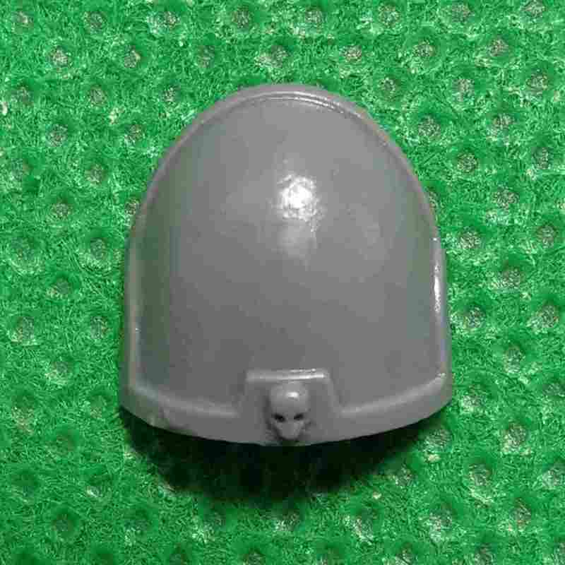 Primaris Lieutenant in Phobos Armour bits