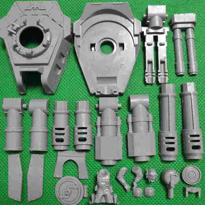 Leman Russ Battle Tank bits