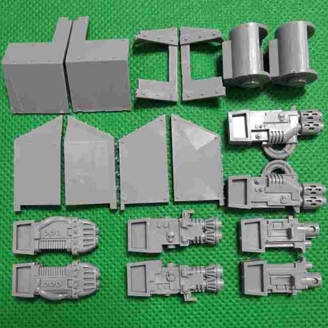 Leman Russ Battle Tank bits