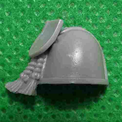 Space Marines Primaris Captain With Power Fist Limited Edition bits