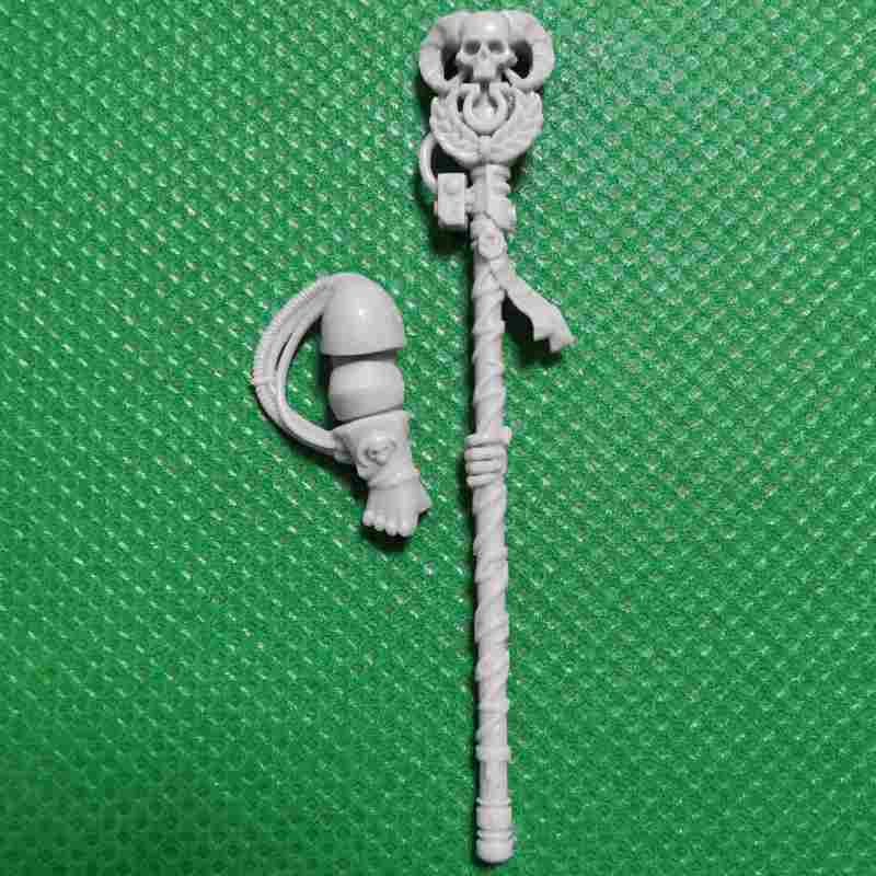 Primaris Chief Librarian Tigurius bits