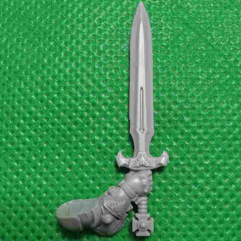 Adeptus Custodes Blade Champion bits