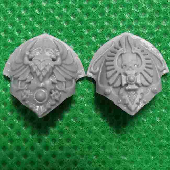 Adeptus Custodes Blade Champion bits