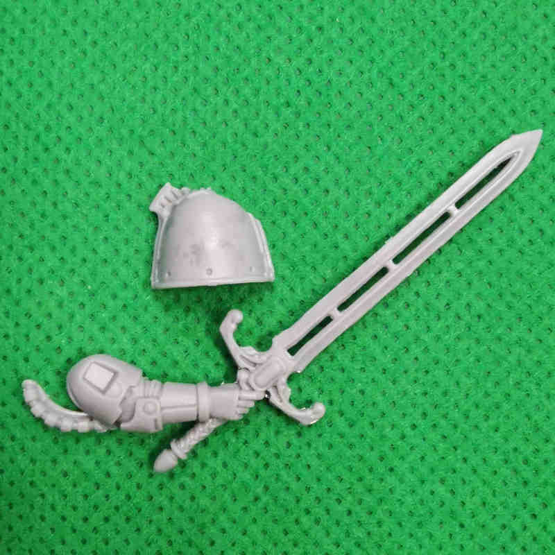 Legion Praetor with Power Sword bits