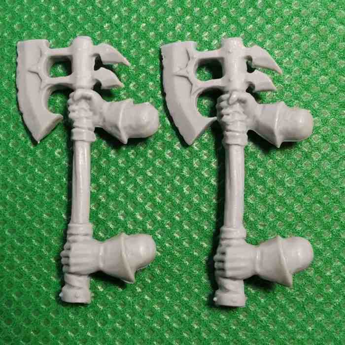 Chaos Warriors Great Weapons Upgrade Set bits