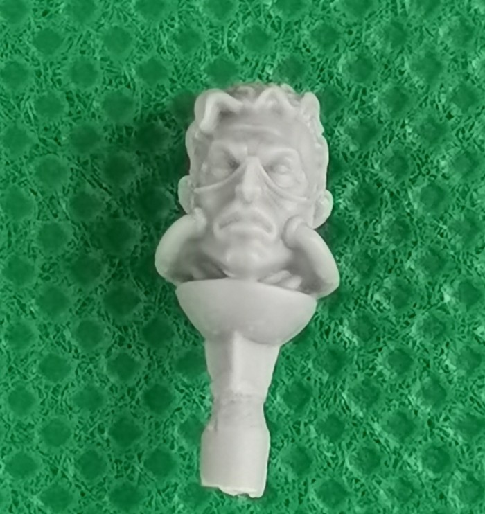 Aster Crohne, the Shroudmaker Bits