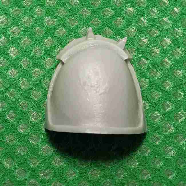 Autilon Skorr Consul-Delegatus of the Alpha Legion bits - Shoulder Pad