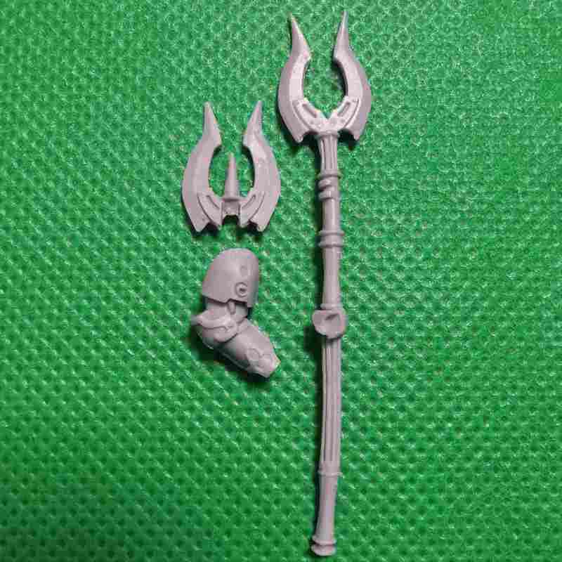 Thousand Sons – Librarian Consul bits