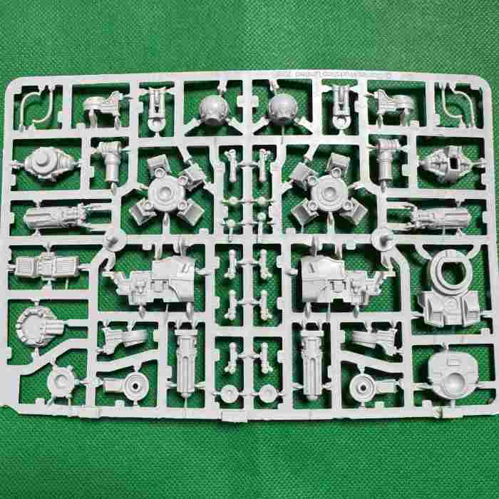 Adeptus Titanicus Reaver Battle Titan with Melta Cannon and Chainfist