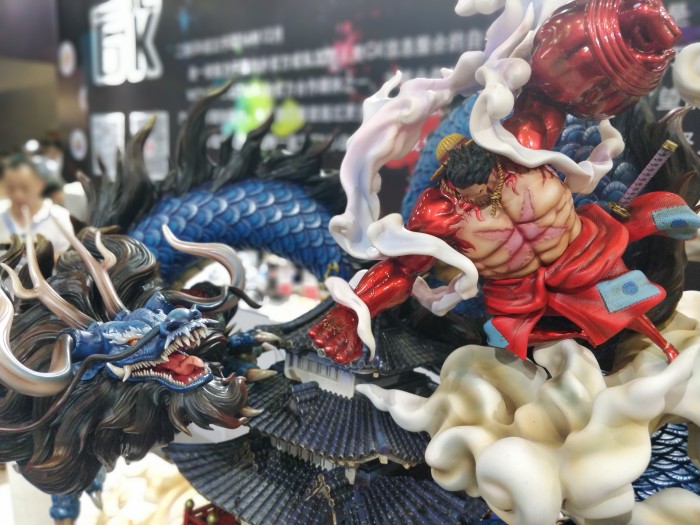 Mô hình Luffy Gear 5 vs Kaido Mô hình One Piece Luffy Gear 5 vs Kaido