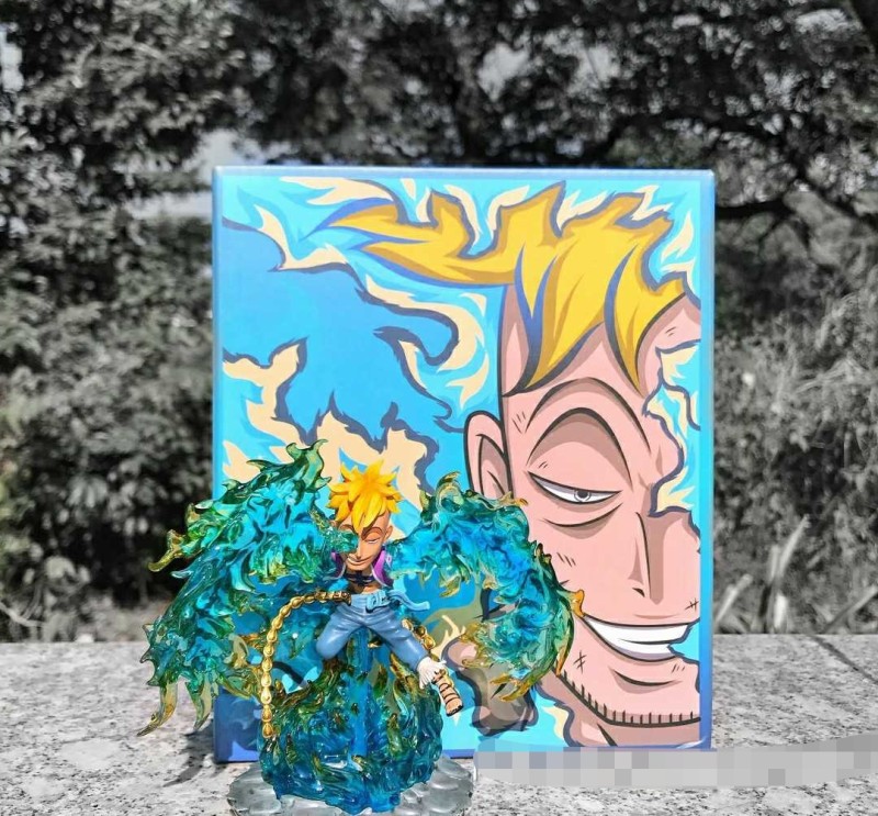 【In Stock】YZ Studio One Piece Yonko White Beard Edward Newgate Family Series Marco WCF Scale Resin Statue