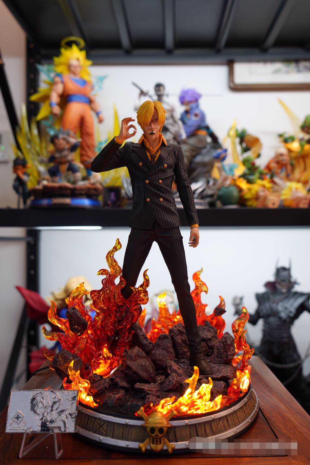 In Stock】Dream Studio One Piece Vinsmoke Sanji 1:5 Scale