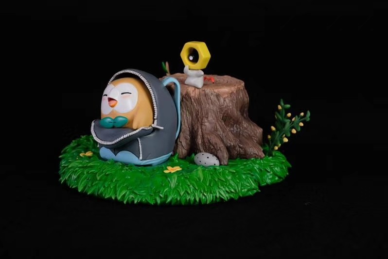 【Pre order】Woodpecker Studio Pokemon Rowlet And Meltan Resin Statue Deposit