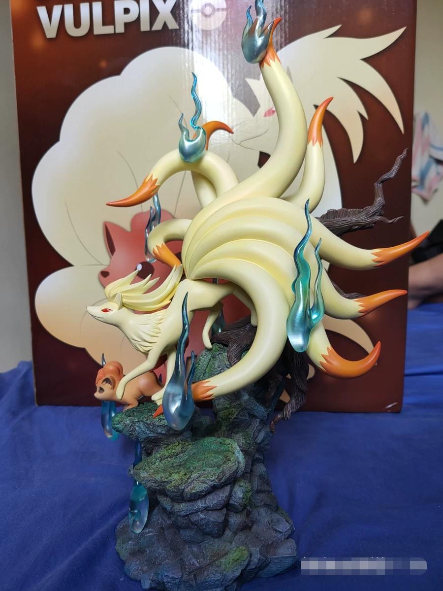 Ninetales フィギュア 月と雲のデザイン In Stock】Moon Shadow Studio Pokemon Ninetales Family Resin Statue