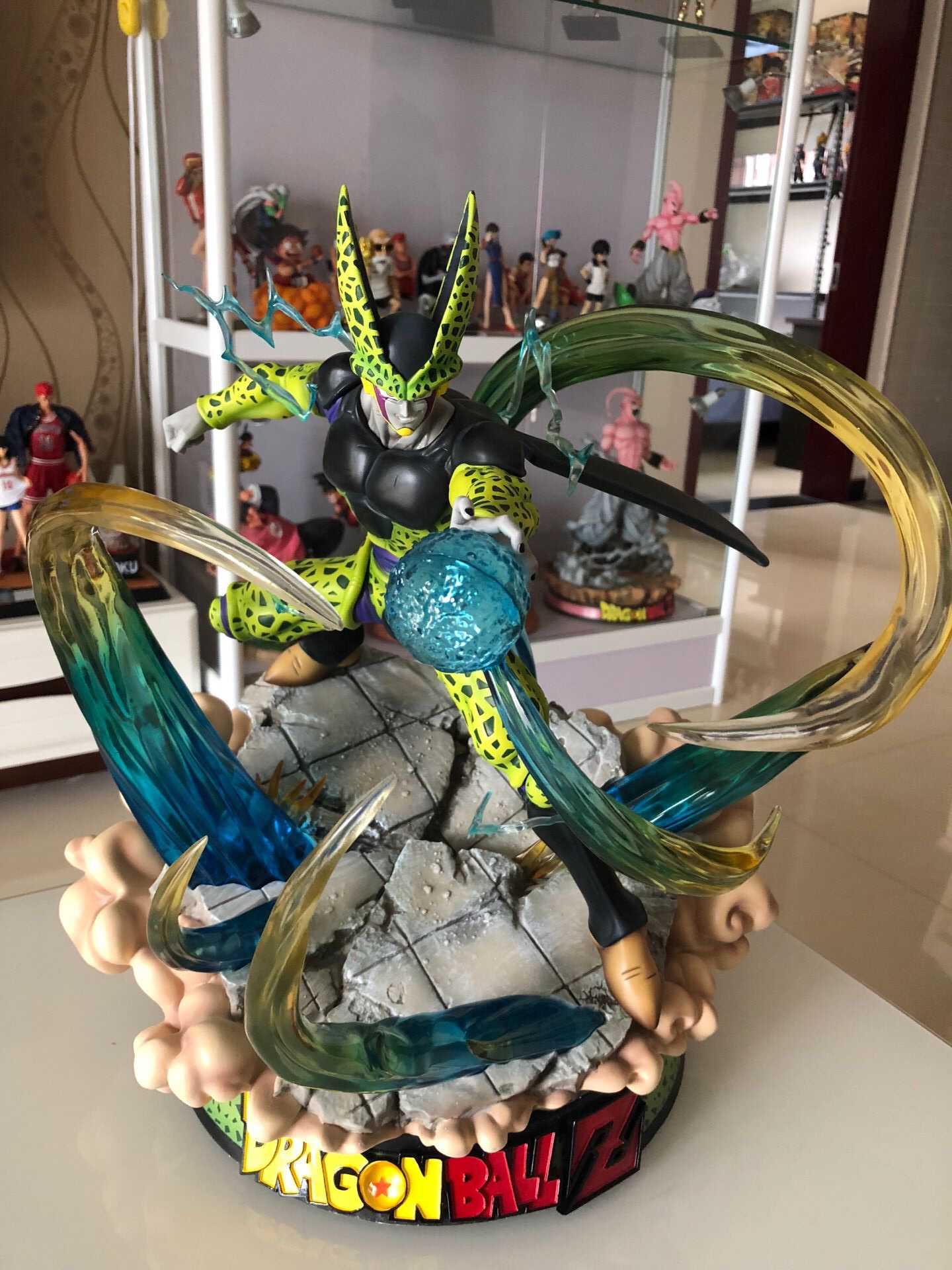 Statue en résine Dragon Ball EASY Studio Cell