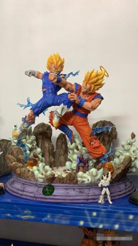 【In Stock】F4 Studio Dragon Ball Z Vegeta vs Goku SSJ2 1:4 Scale Resin Statue