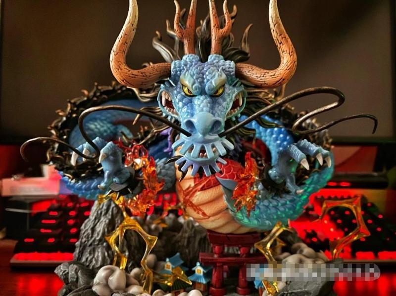 【In Stock】Yz Studio One-Piece Yonko KAIDO Dragon Form WCF Resin Statue