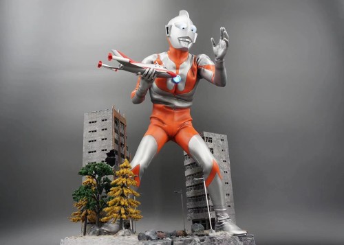 【Pre Order】Personal Custom Battle Ultraman Resin Statue Deposit