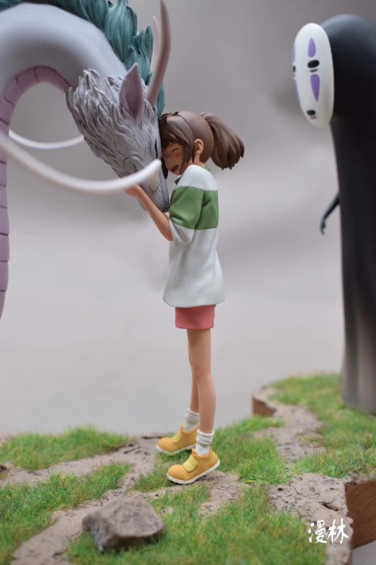 【In Stock】MZL Studio Miyazaki Hayao Spirited Away Ogino Chihiro& Nigihayami Kohakunushi 1:8 Resin Statue