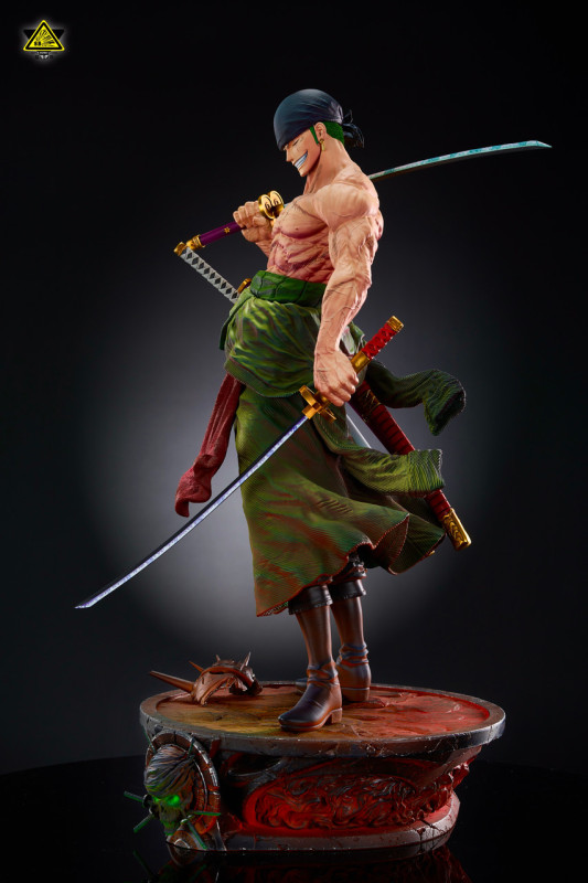 【Pre order】Super Bomb Studio POP & 1/4 Zoro