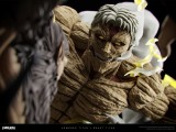 【Pre order】Chikara Studio - Attack on Titan Armored Titan VS Beast Titan with LED