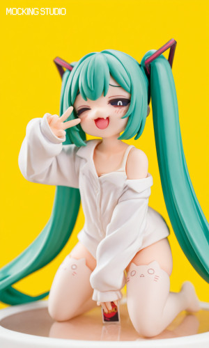【Pre order】Mocking Studio - Hatsune Miku