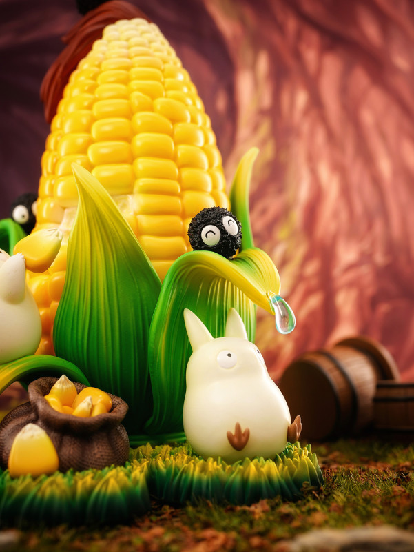 【Pre order】Long Miao Studio - Totoro picking corn