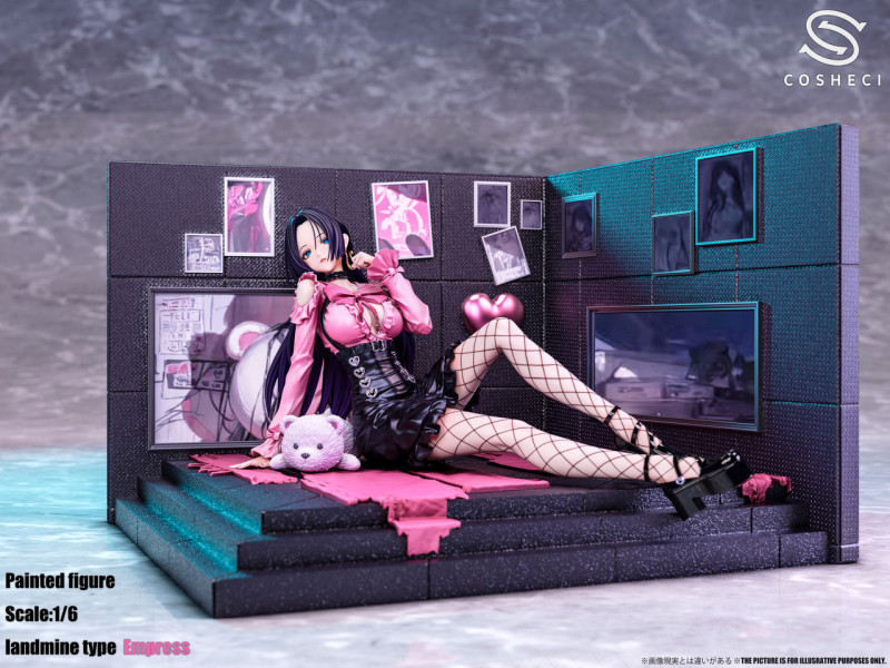 【Pre order】Cosh Studio 1/6 One Piece Boa Hancock