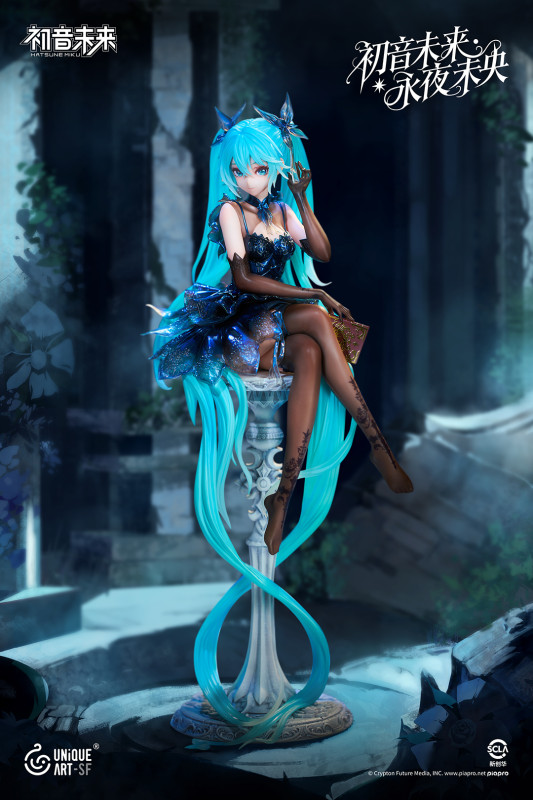 【Pre order】Unique Art Studio 1/6 PVC Hatsune Miku (Copyright)