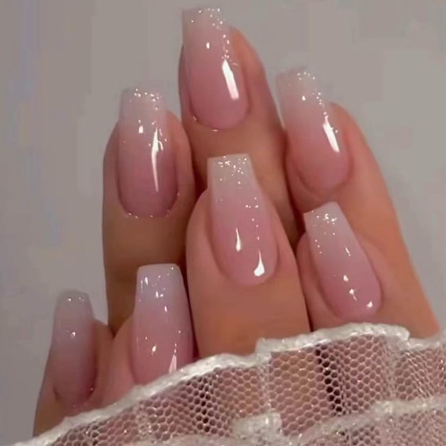 Bling Coffin Press on Nails Fake Nails Tips Full Cover Medium False Gradient Nails 24PCS