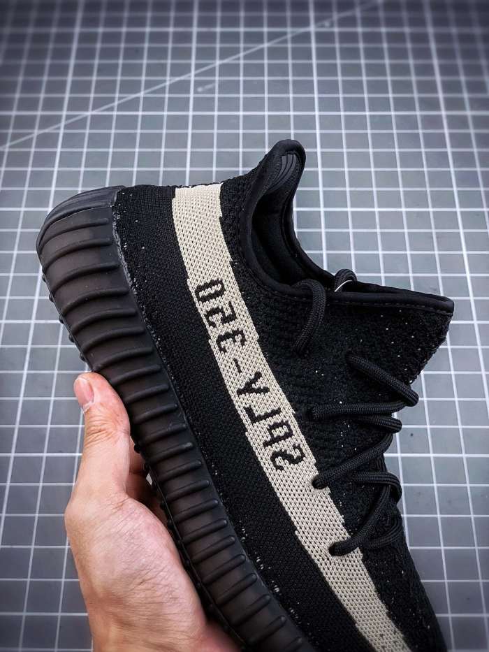 adidas Yeezy Boost 350 V2 Core Black White