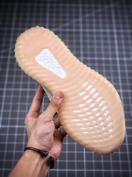 adidas Yeezy Boost 350 V2 Lundmark (Reflective)