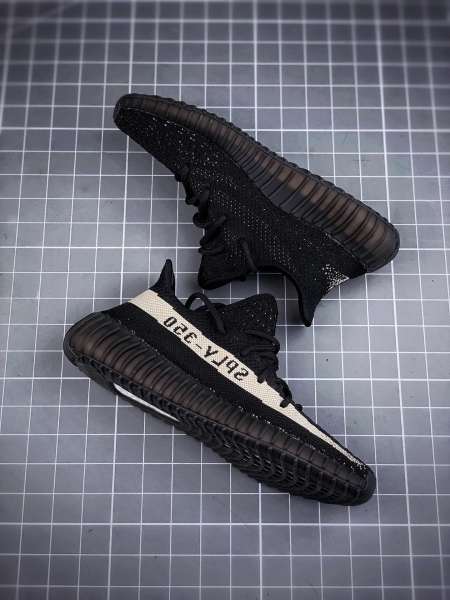 adidas Yeezy Boost 350 V2 Core Black White