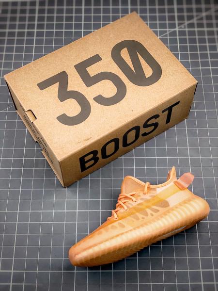 adidas Yeezy Boost 350 V2 Mono Clay