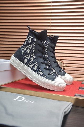 DIOR Walk'n'Dior High top Skateboard Shoes Women's Dark Blue
