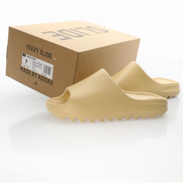 Adidas Yeezy Slide Desert Sand