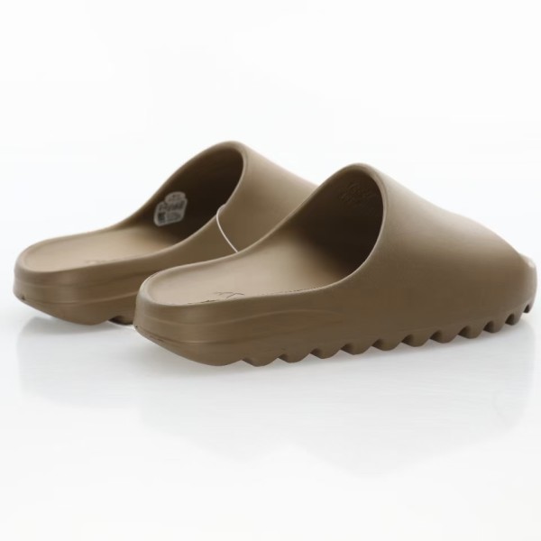 adidas Yeezy Slide Core