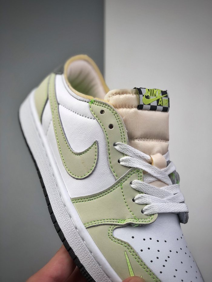 Jordan 1 Retro Low White Ghost Green Black