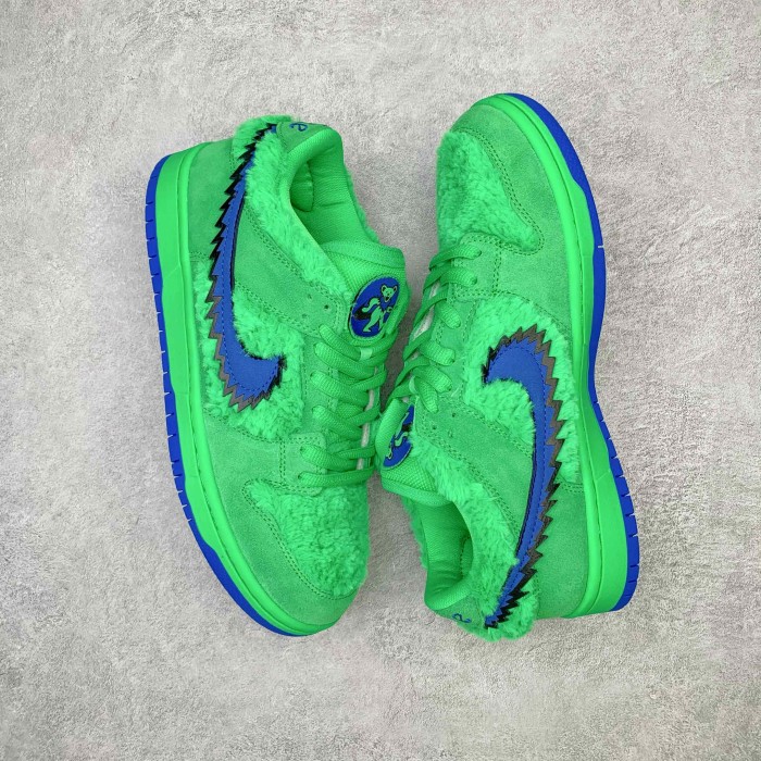 Nike Dunk SB Low Grateful Dead Bears Green