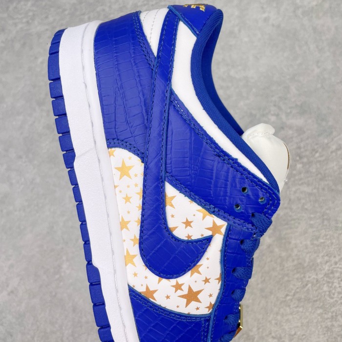 Nike Dunk SB Low Supreme Stars Hyper Royal