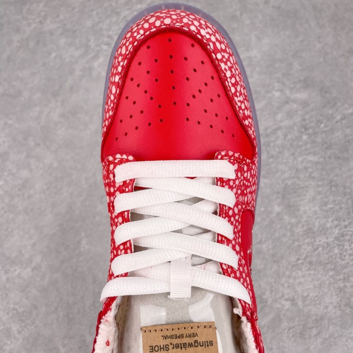 Nike Dunk SB Low Stingwater Magic Mushroom